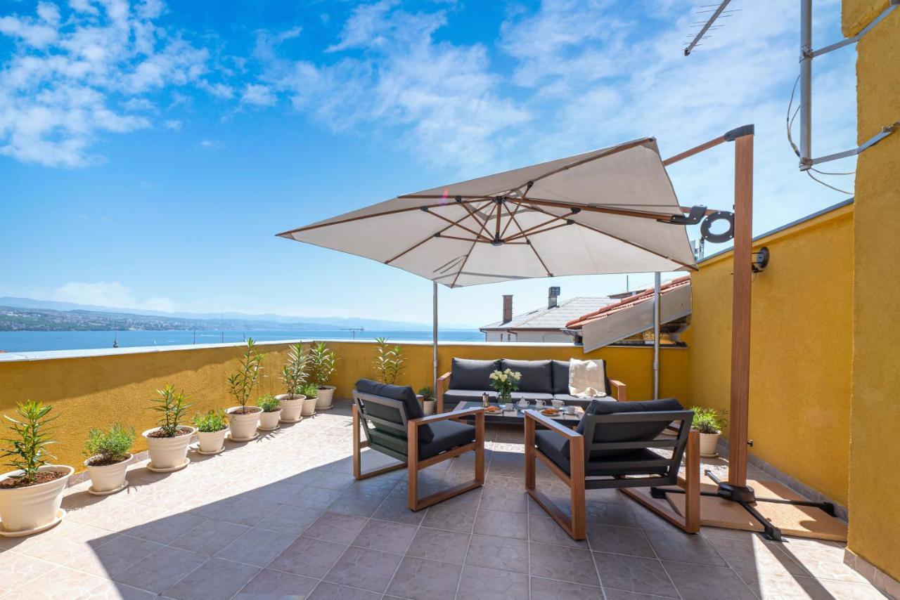 Penthouse At Villa Mascagni Abbázia Kültér fotó
